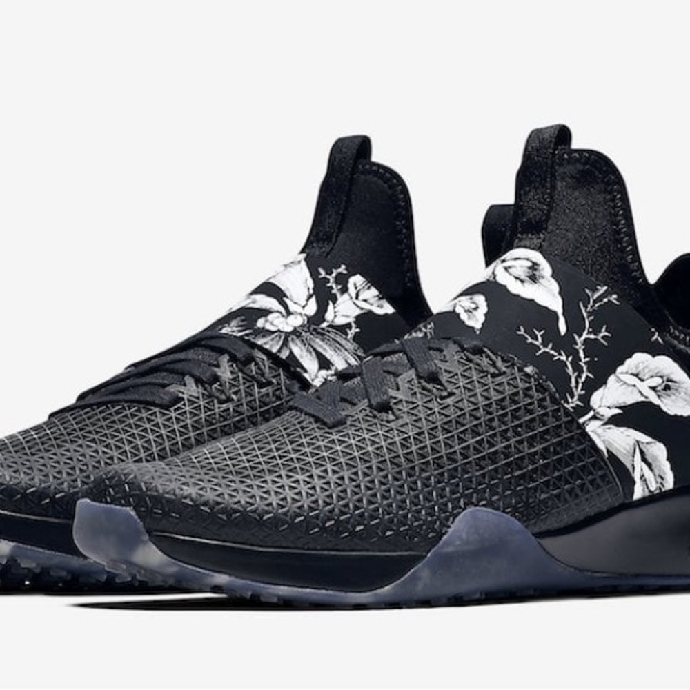 Nike Air Zoom Strong Floral Sneakers